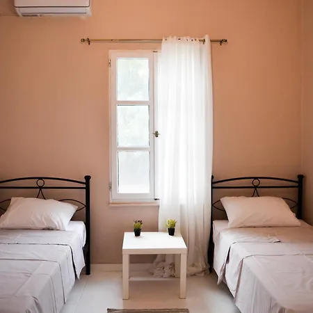 Manor House إكْسِيا